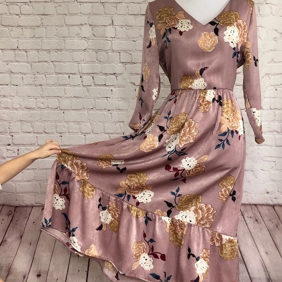 Mauve Floral Dress - Picture 4 of 8